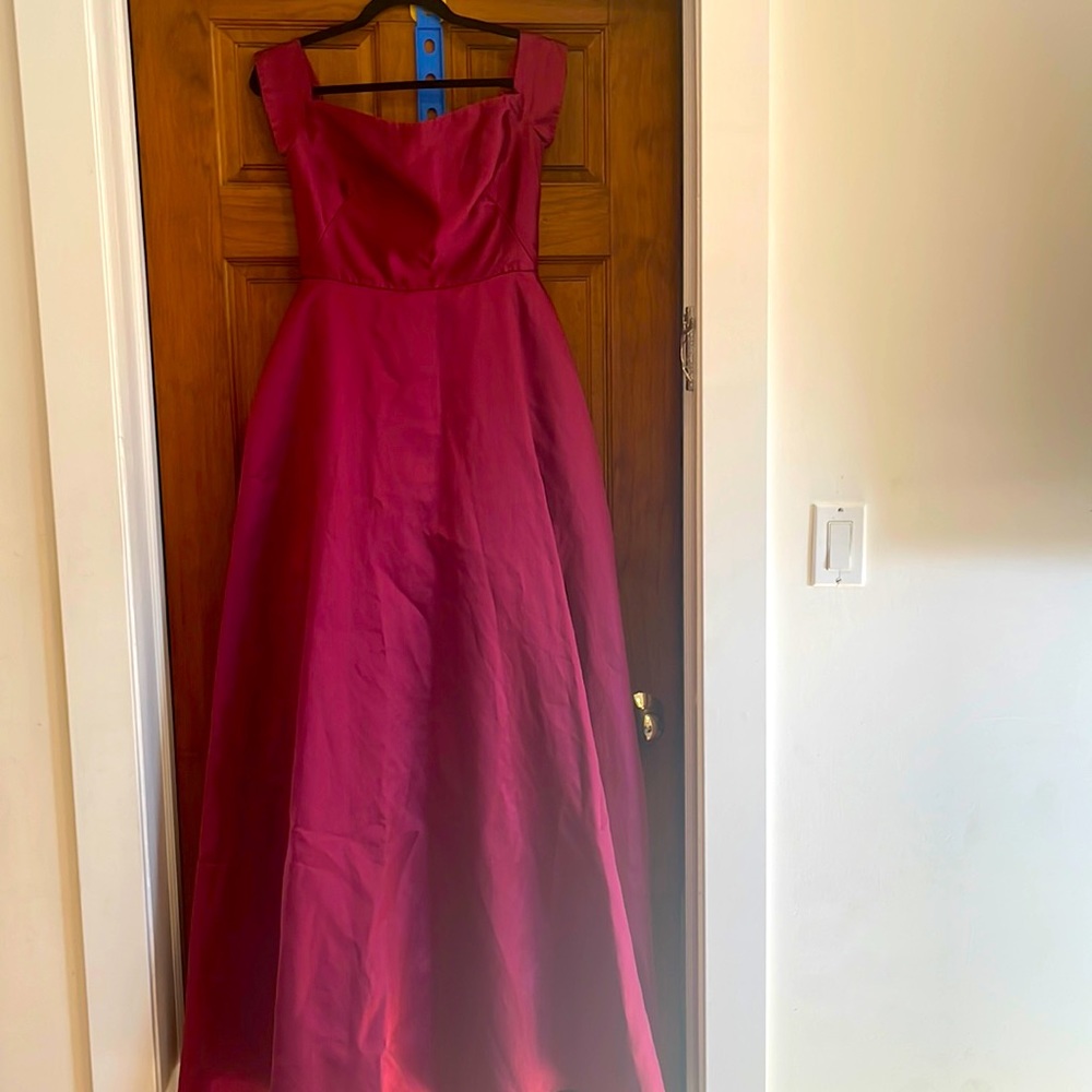monique lhuillier romance gown size 6